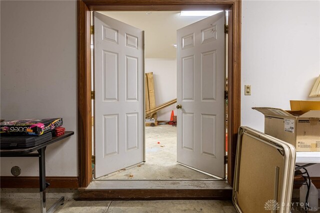 514 Shambord Cir, Kettering, OH 45429 - hallway with unfinished concrete flooring