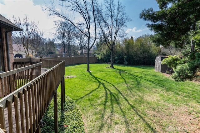 514 Shambord Cir, Kettering, OH 45429 - view of yard featuring a wooden deck