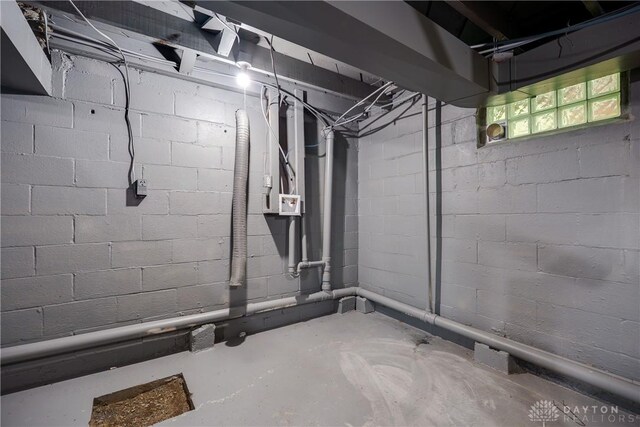 1533 Weaver St, Dayton, OH 45417 - view of unfinished basement