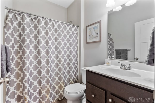 4978 Renaissance Park Dr, Middletown, OH 45005 - bathroom with vanity, toilet, and a shower with curtain