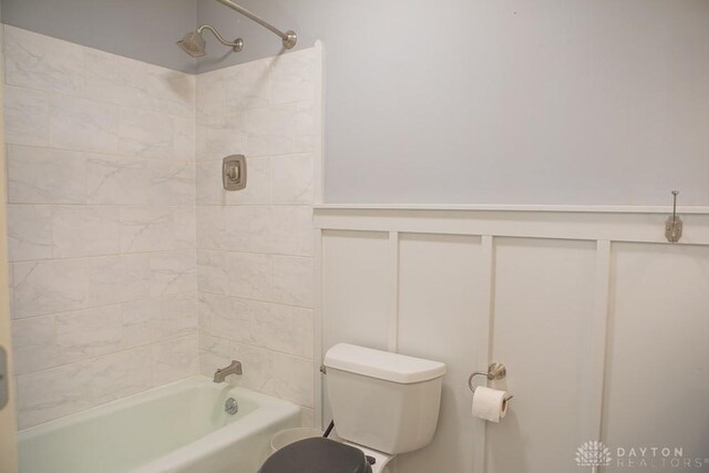 316 Honey Jane Dr, Beavercreek, OH 45434 - bathroom with bathing tub / shower combination and toilet