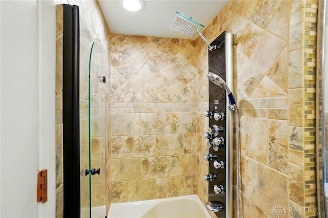 450 Ridgewood Ave, Oakwood, OH 45409 - bathroom with washtub / shower combination