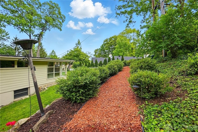 450 Ridgewood Ave, Oakwood, OH 45409 - view of yard