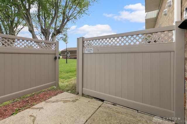 1050 Frederick Dr, Xenia, OH 45385 - view of gate