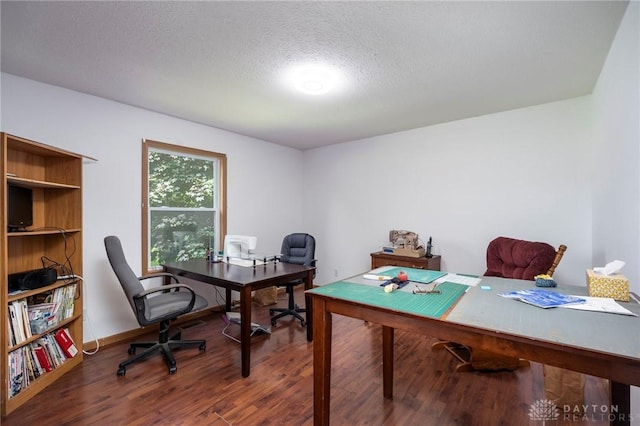 1646 Bell Hollow Rd, Hillsboro, OH 45133 - office space featuring wood finished floors, a textured ceiling, and baseboards