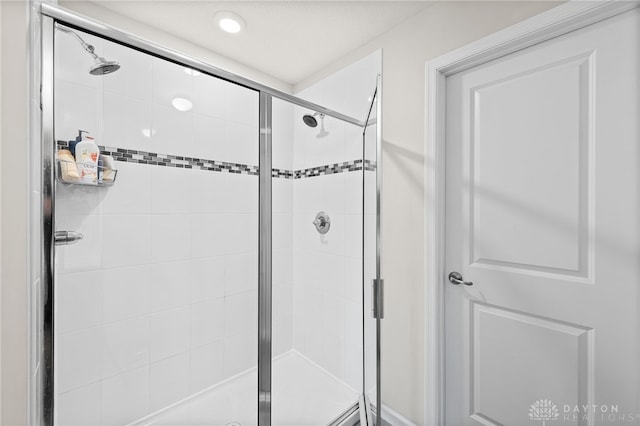 4069 Fawn Crossing Dr, Mason, OH 45040 - full bathroom featuring a stall shower