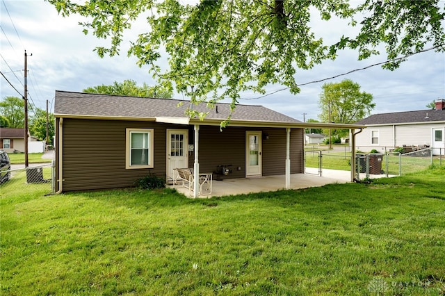 1115 Richard Dr, Xenia, OH 45385 - rear view of property with a patio area