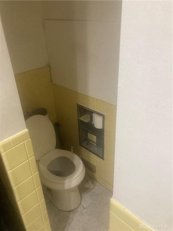 3179 Valerie Arms Dr Unit 16, Dayton, OH 45405 - photo 7