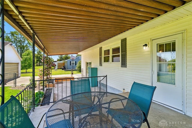 6726 Middletown Germantown Rd, Middletown, OH 45042 - view of patio with outdoor dining area