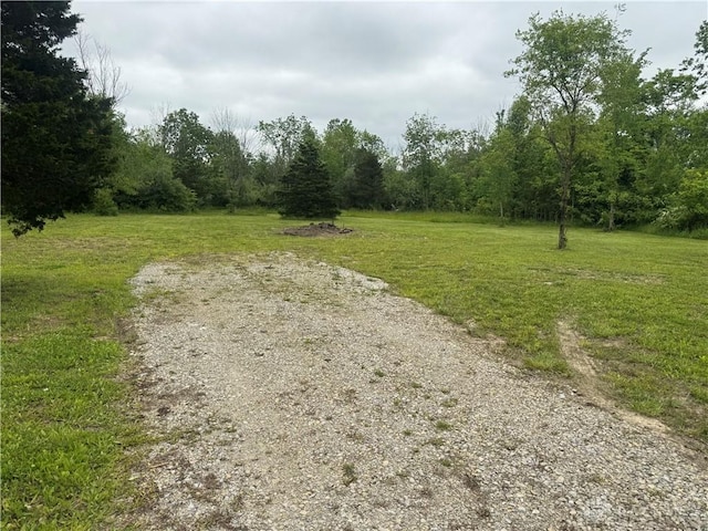 5126 Diamond Mill Rd, Brookville, OH 45309