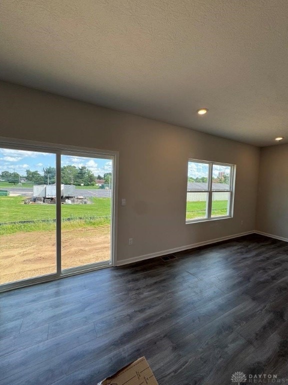 523 Hollywood Blvd, Xenia, OH 45385 - photo 6
