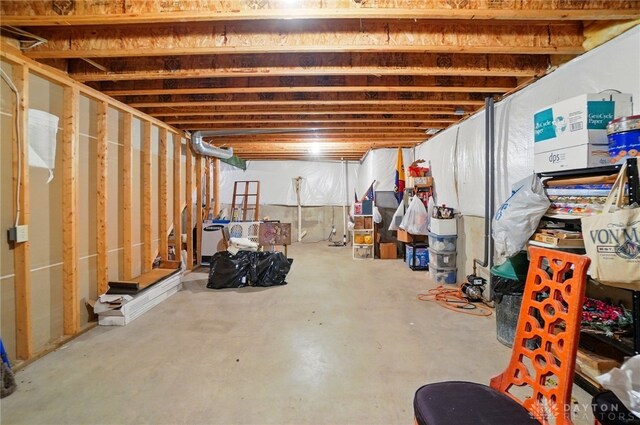 1403 Timshel St, Sugarcreek Township, OH 45440 - view of unfinished below grade area