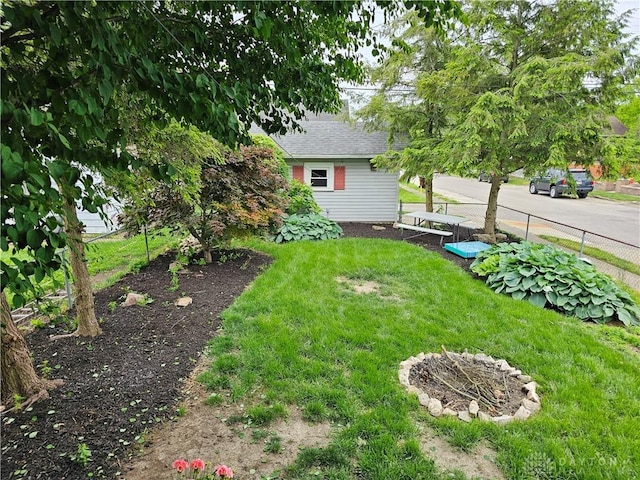 1800 Patterson Rd, Dayton, OH 45420 - view of yard