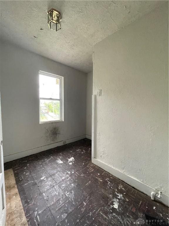 404 Oxford Ave, Dayton, OH 45402 - photo 15