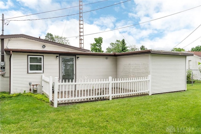 903 Kennison Ave, New Carlisle, OH 45344 - view of back of property