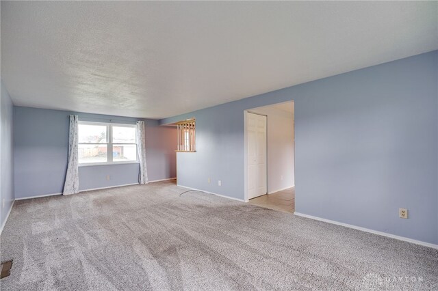 7913 Blackshear Dr, Dayton, OH 45424 - photo 10