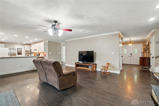 2942 Stauffer Dr, Beavercreek, OH 45434 - living room featuring ceiling fan, ornamental molding, dark wood-style floors, baseboards, and recessed lighting
