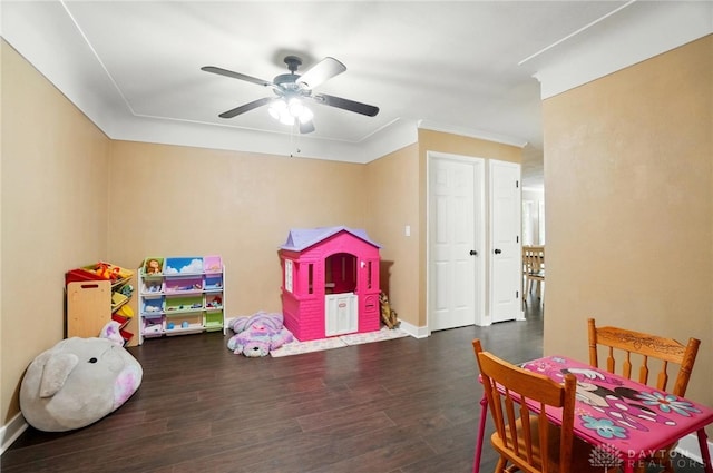 2942 Stauffer Dr, Beavercreek, OH 45434 - recreation room with ceiling fan, wood finished floors, ornamental molding, and baseboards
