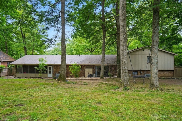 2942 Stauffer Dr, Beavercreek, OH 45434 - rear view of house featuring a sunroom