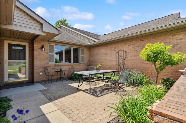 1462 Dee Anne Dr, Xenia, OH 45385 - view of patio / terrace featuring outdoor dining space