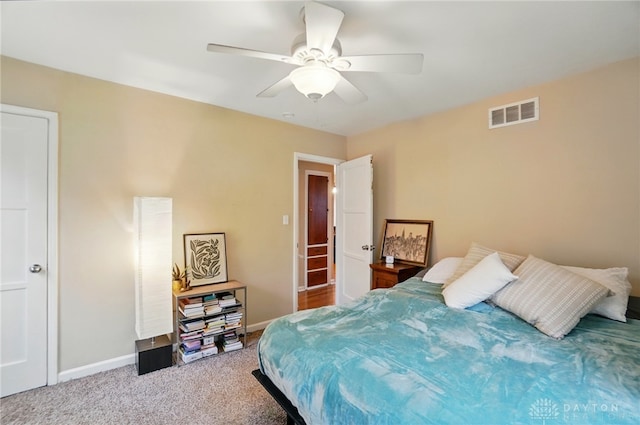 448 Triangle Ave, Oakwood, OH 45419 - bedroom featuring carpet flooring and a ceiling fan