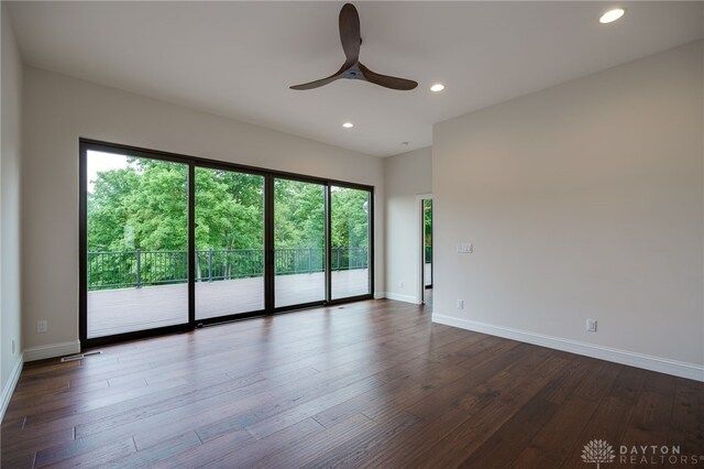 6481 Stagecoach Way, Liberty Twp, OH 45011 - spare room featuring a ceiling fan, dark wood-type flooring, recessed lighting, and baseboards