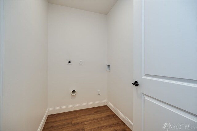 6481 Stagecoach Way, Liberty Twp, OH 45011 - washroom with hookup for an electric dryer, dark wood finished floors, and baseboards
