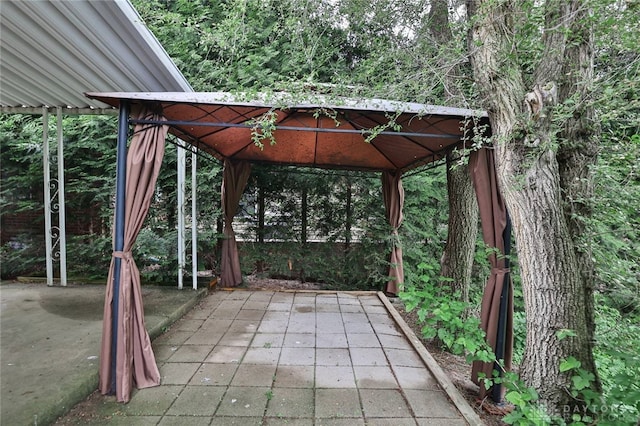 407 Claranna Ave, Oakwood, OH 45419 - view of patio with a gazebo