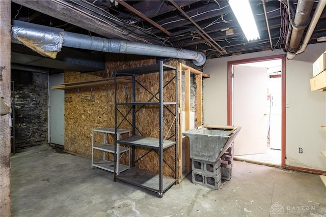1628 E 5th St, Dayton, OH 45403 - view of unfinished below grade area