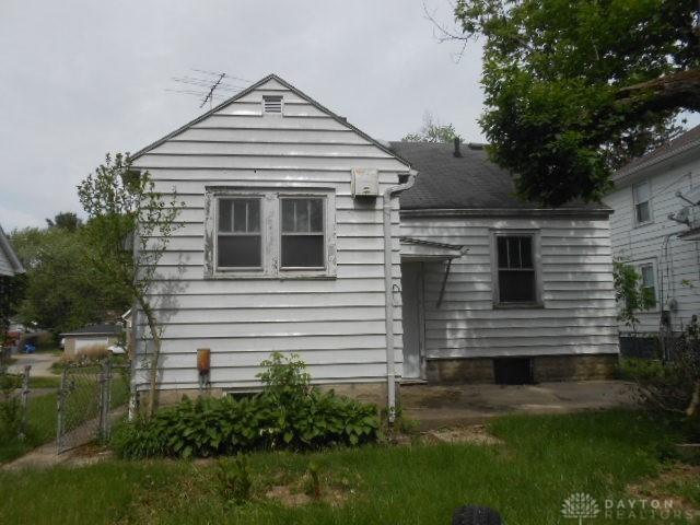1202 Burt St, Springfield, OH 45505 - view of back of property
