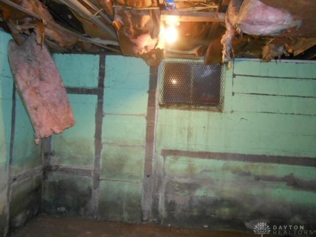 1202 Burt St, Springfield, OH 45505 - view of unfinished below grade area