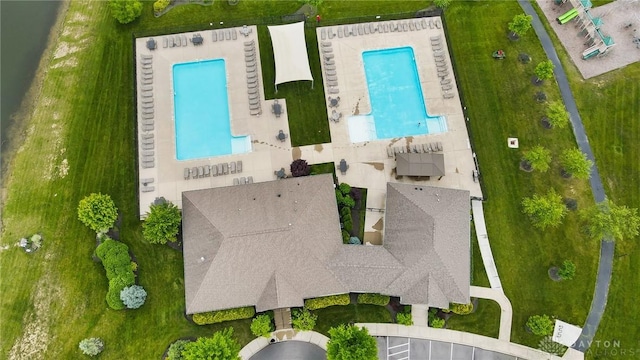 9752 Crooked Creek Dr, Centerville, OH 45458 - aerial view of a pool area