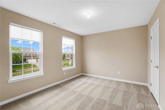 9752 Crooked Creek Dr, Centerville, OH 45458 - unfurnished room with baseboards and light colored carpet