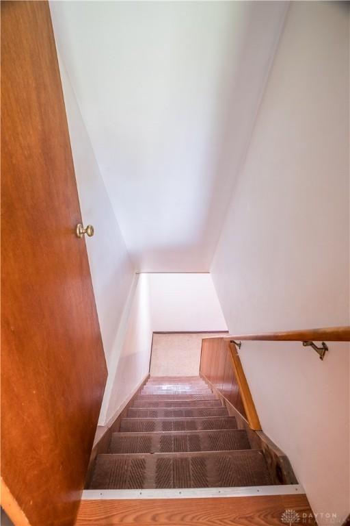 692 Sueden Dr, Beavercreek, OH 45430 - view of staircase