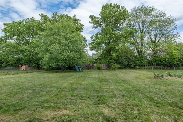 3558 Knollbrook Dr, Franklin Twp, OH 45005 - view of yard