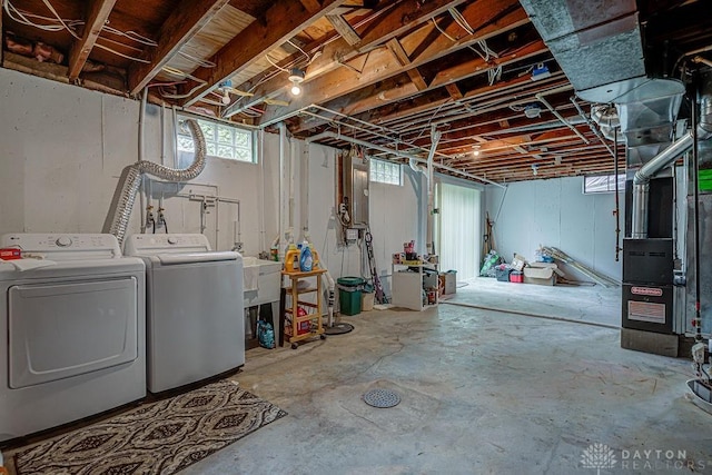 286 Chamberlin Dr, Hamilton, OH 45013 - below grade area featuring independent washer and dryer, heating unit, and electric panel