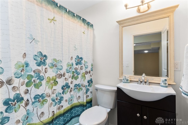 109 Waterford Blvd, Fairborn, OH 45324 - full bath with vanity and a shower with curtain