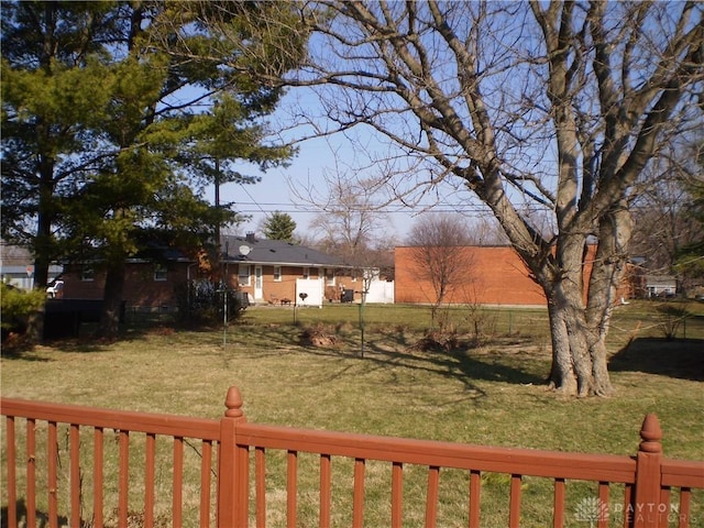 1086 Grange Hall Rd, Beavercreek, OH 45430 - view of yard