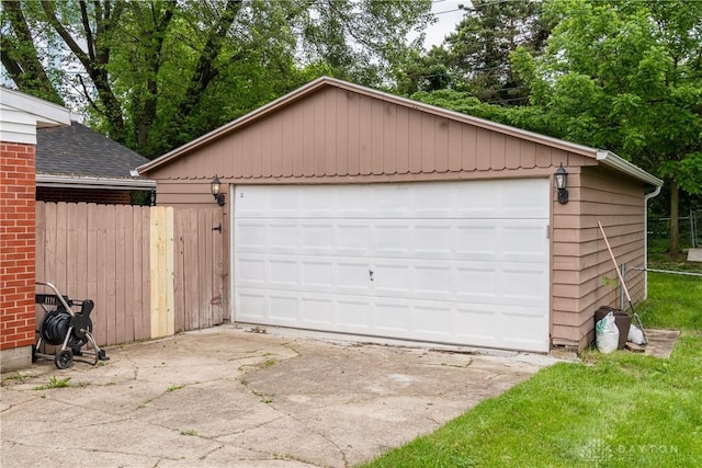 520 Buttercup Ave, Vandalia, OH 45377 - view of detached garage