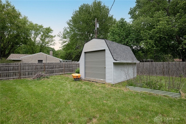 1172 Bay Ln, Beavercreek, OH 45430 - view of yard