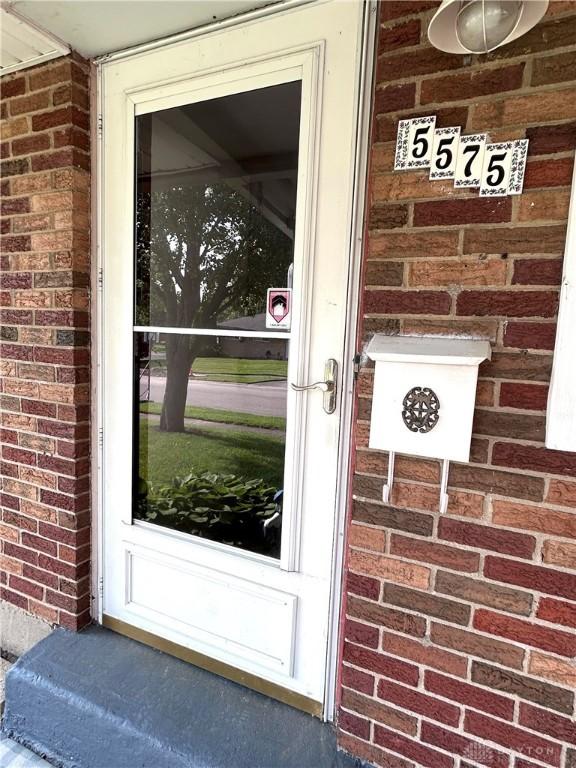 5575 Barnard Dr, Dayton, OH 45424 - photo 5