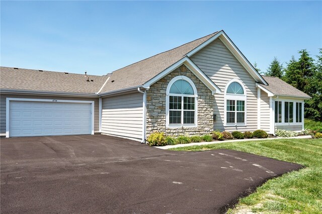 4734 Cobblestone Dr, Tipp City, OH 45371 - photo 3