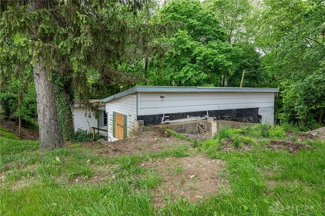 222 S Pike St, New Carlisle, OH 45344 - view of garage