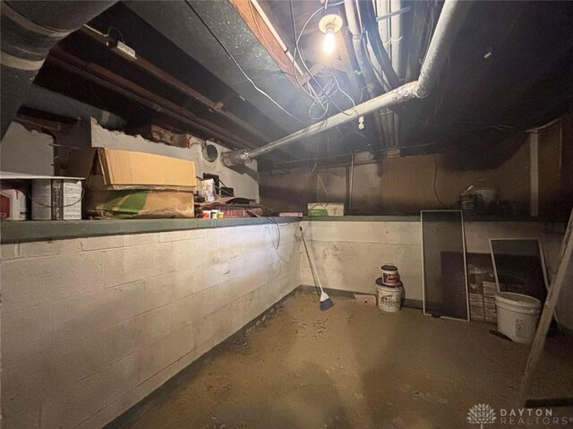 142 W Church St, Xenia, OH 45385 - view of unfinished below grade area