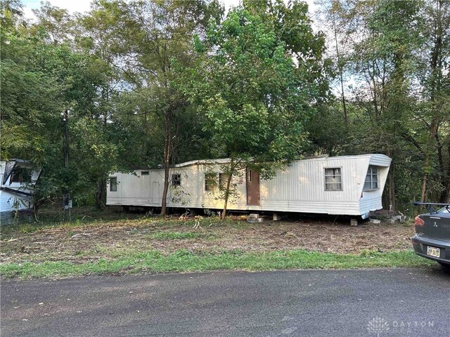 112 Alley St, Manchester, OH 45684 - photo 4