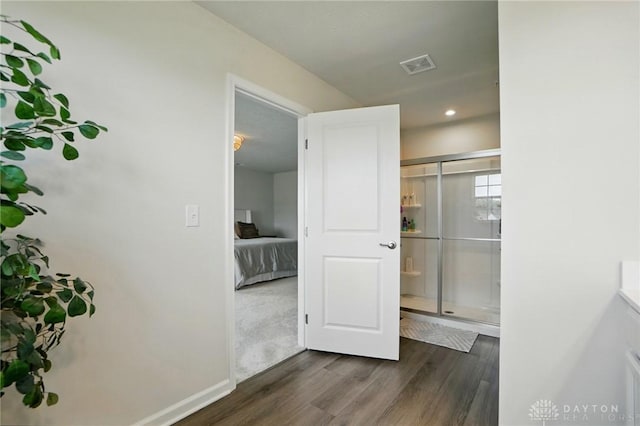 2550 Bellevue Dr, Batavia, OH 45103 - hall featuring dark wood-style floors, baseboards, and recessed lighting