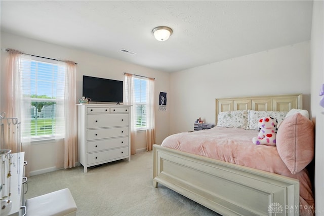 2550 Bellevue Dr, Batavia, OH 45103 - bedroom with light carpet and baseboards