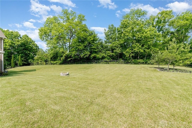 5411 Whispering Brook Ct, Liberty Twp, OH 45011 - view of yard