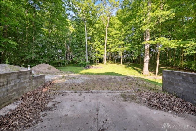 4384 New Market Banta Rd, Lewisburg, OH 45338 - view of green lawn featuring a forest view