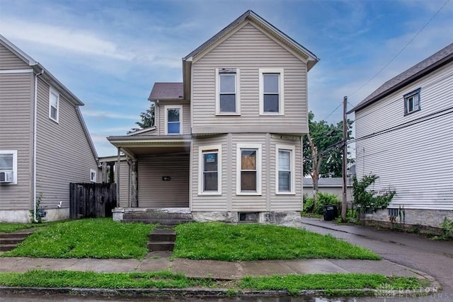 150 S Mcgee St, Dayton, OH 45403 - traditional-style home with a front lawn
